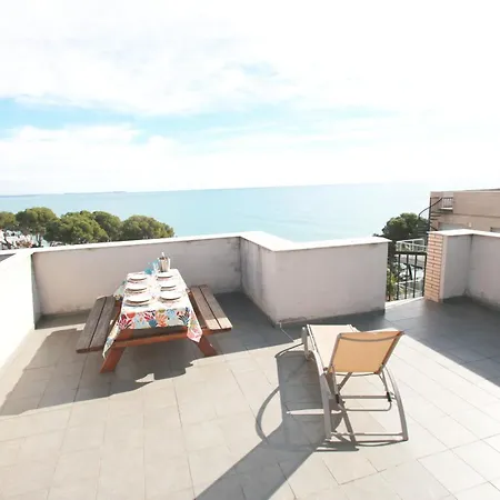 Panoramic 32 By Parc Mont-roig ميامي بلاتجا